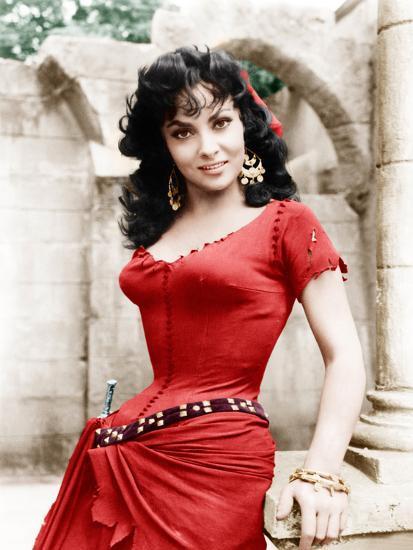 the-hunchback-of-notre-dame-gina-lollobrigida-1956_u-l-pjxz710.jpg