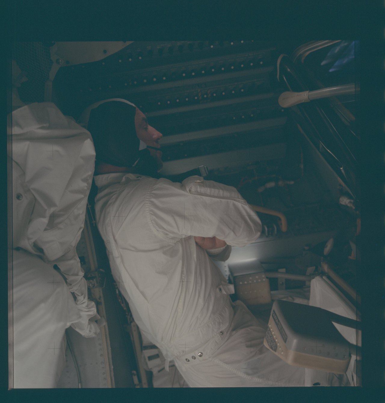 아폴로13호 아폴로계획 우주여행 달탐사 감동실화 사회지식연구소 (30).jpg