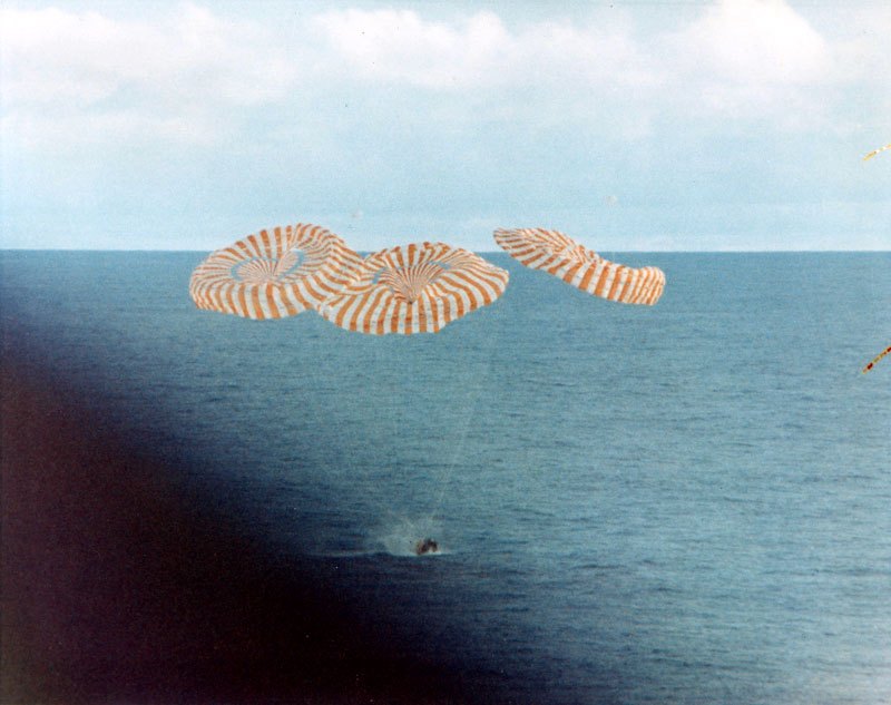 아폴로13호 아폴로계획 우주여행 달탐사 감동실화 사회지식연구소 (48).jpg