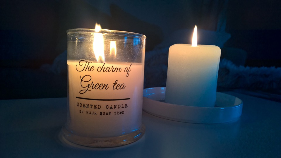 scent_candle_pixabay.jpg
