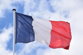 france_flag_pixabay.jpg