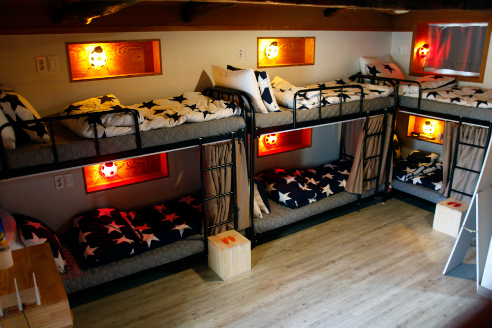 도미토리 8인실 001.jpg