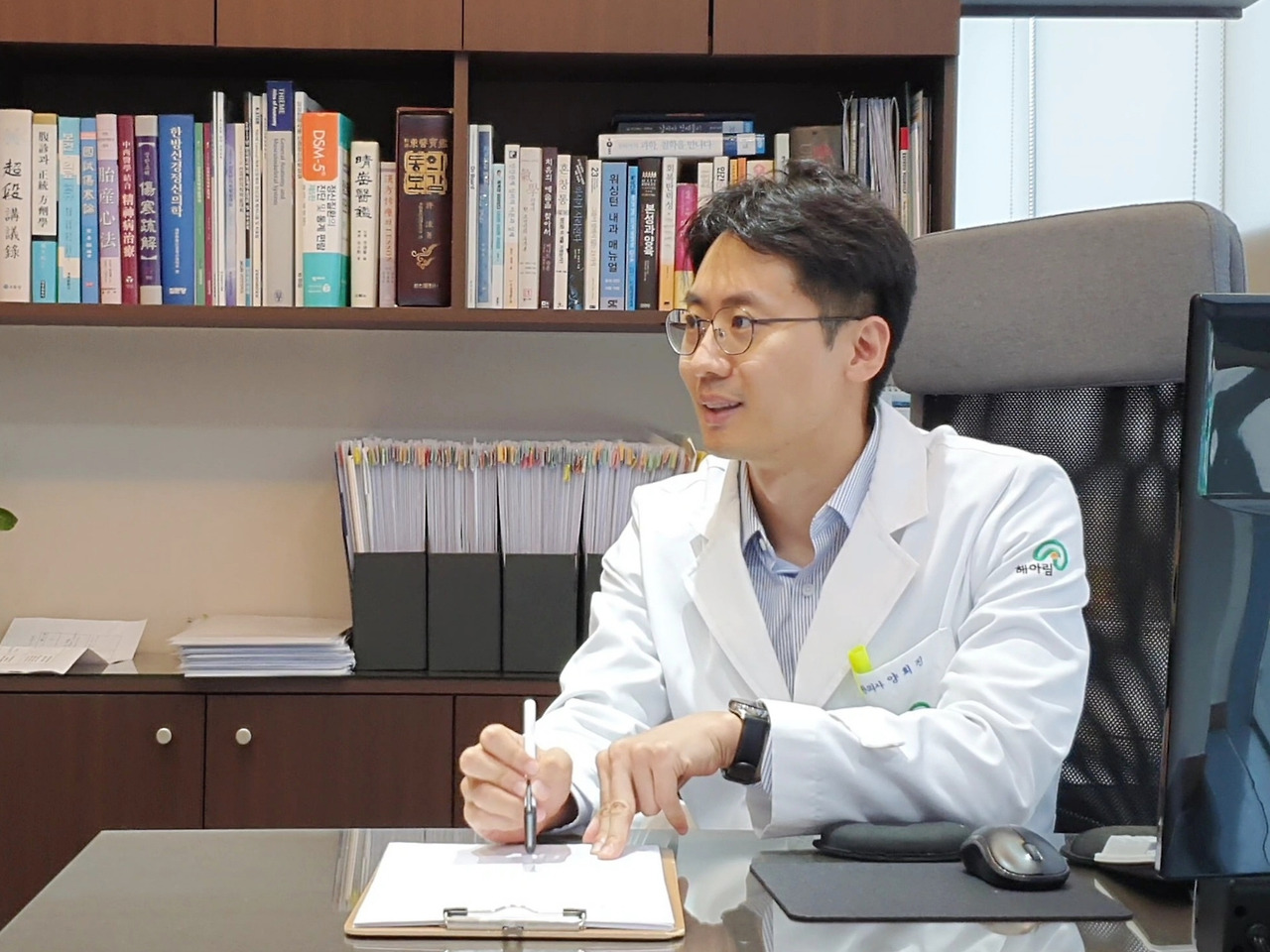 양희진 원장1.jpg