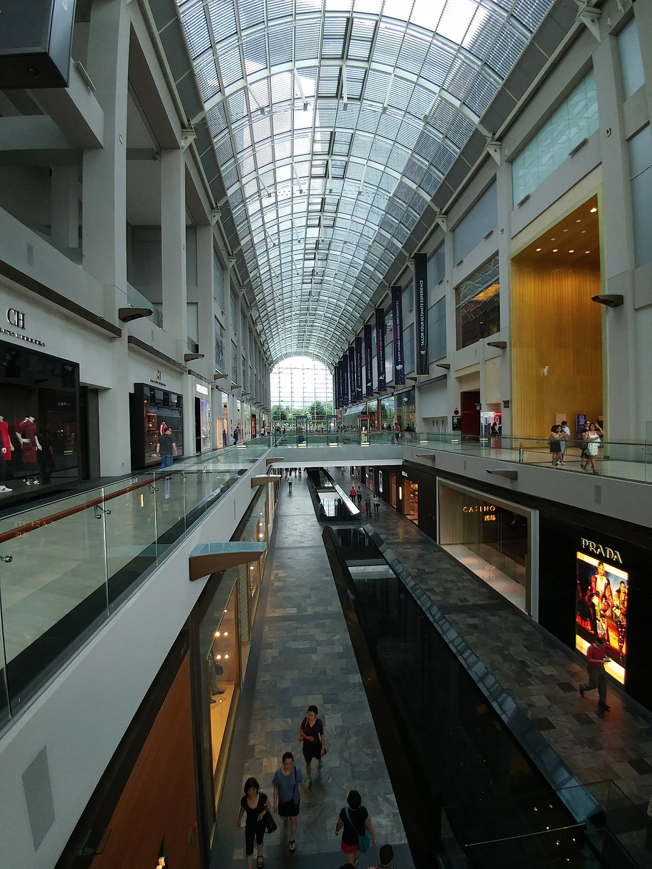 Moshe Safdie-10-Marina Bay Sands Hotel-06.jpg