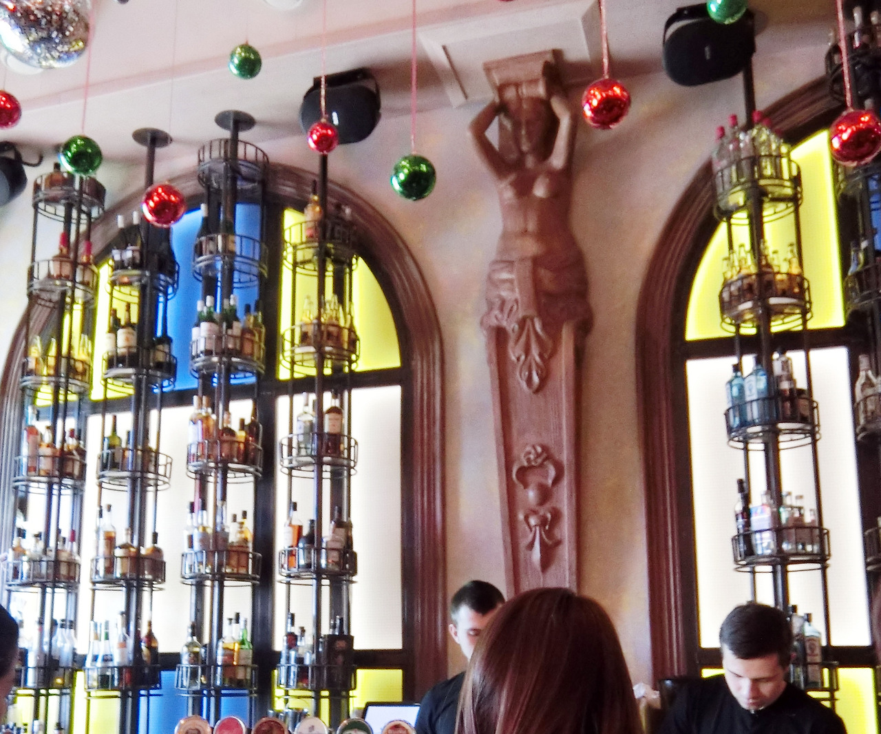 댑버거 실내2.jpg