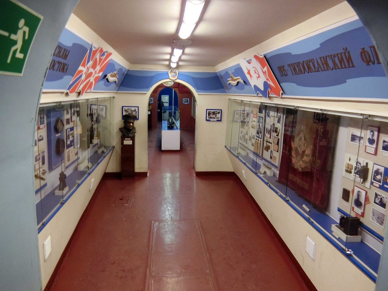 잠수함 내부2.jpg