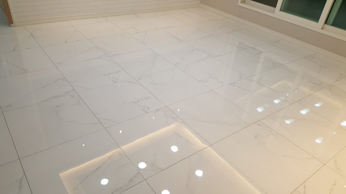 그림 117-폴리싱타일.jpg