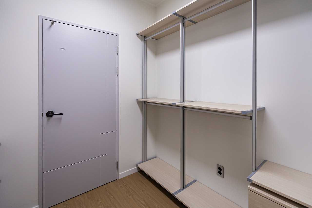 2.3 45평 맑은 하늘 구름을 그리다/영동