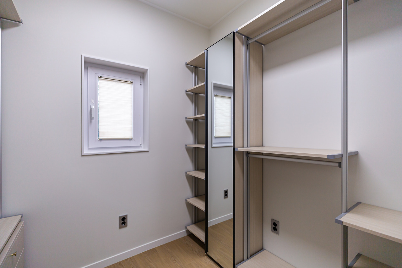 2.3 45평 맑은 하늘 구름을 그리다/영동