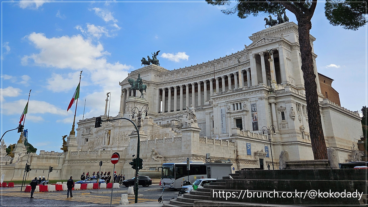 05_조국의 제단.jpg