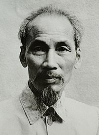 200px-Ho_Chi_Minh_1946.jpg