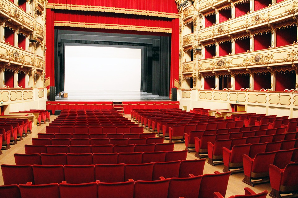 teatro-539182_960_720.jpg