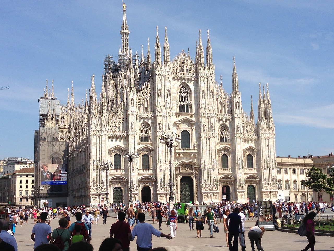 milan-406268.jpg