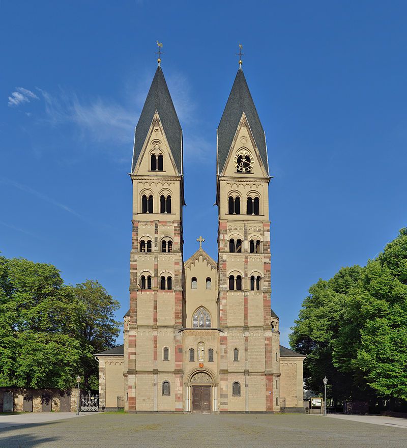 800px-Koblenz_-_Basilika_St._Kastor_Westfassade2.jpg