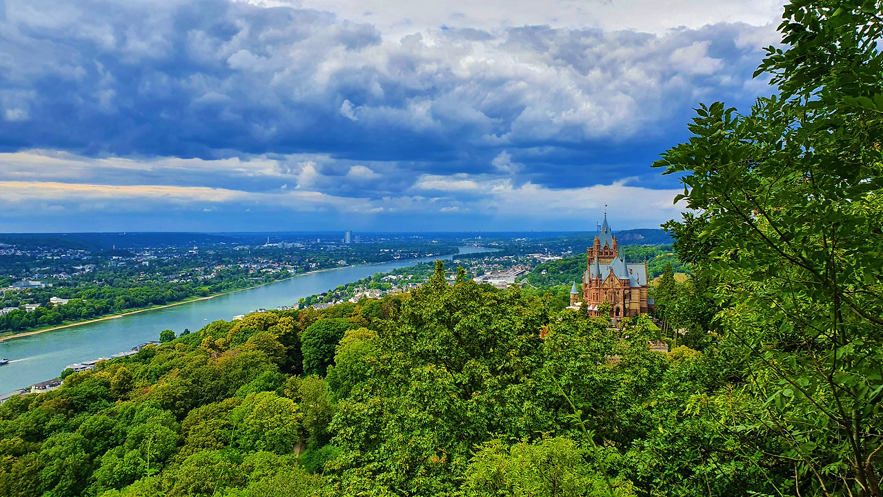 mountains-5457789_drachenburg_drachenfels.jpg