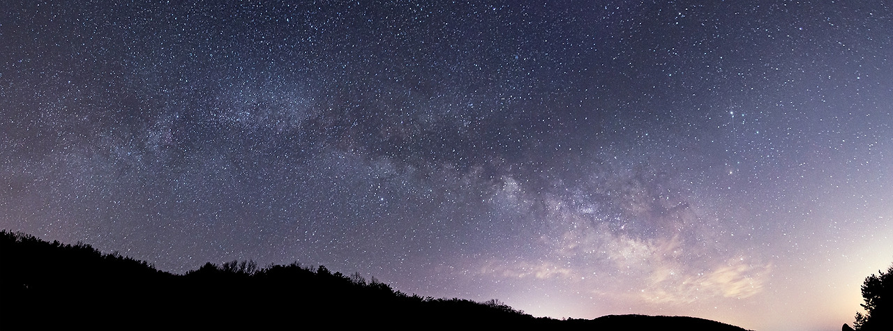 2015-05-18-1431959129-9585896-milkyway_pano.jpg