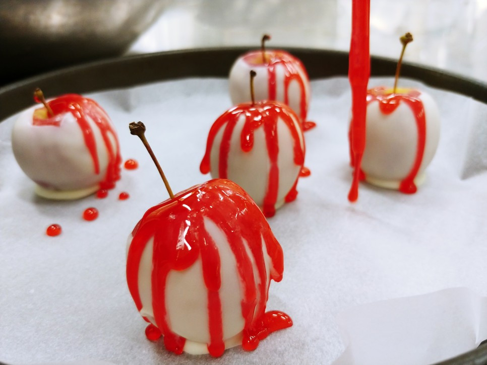 할로윈_독사과 (1).jpg