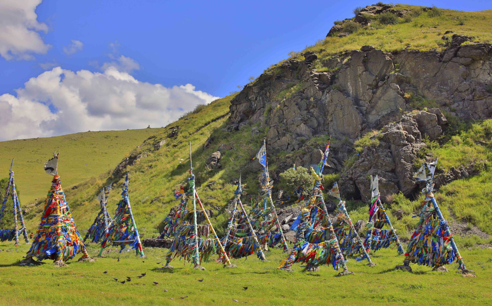 302914-prayer-flags-mongolia.jpg