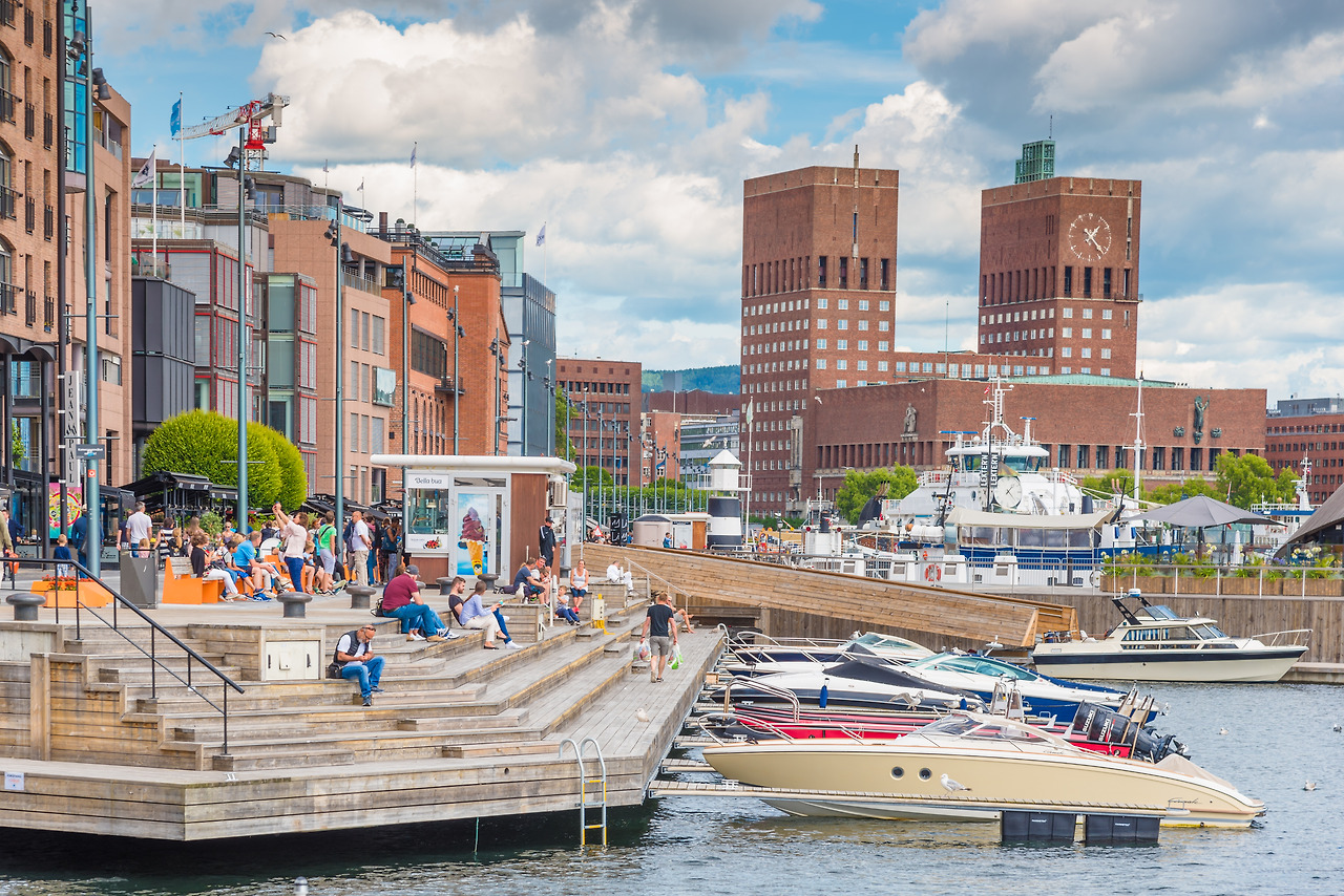 오슬로 시청사.jpg