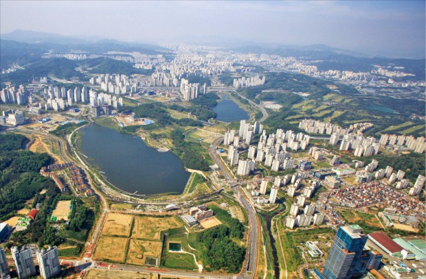 광교호수공원 전경.jpg