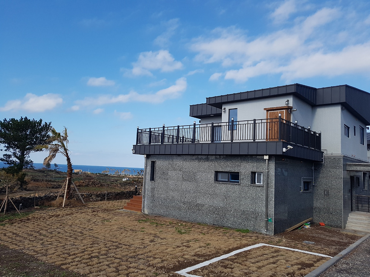 제주 협재 에메랄드 캐슬 최신 사진2.jpg