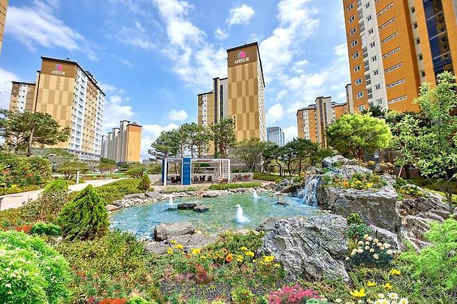 공원같은 아파트 사진.jpg