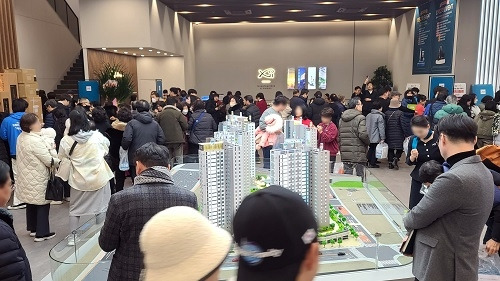 영통역자이 프라시엘 모델하우스 사진.jpg