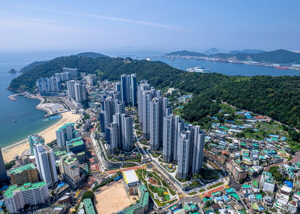 e편한세상 송도 더퍼스트비치 투시도.jpg