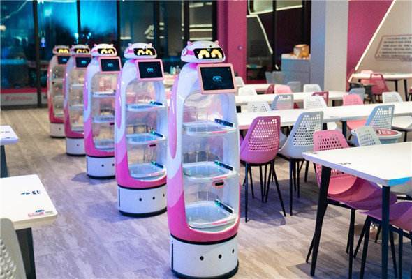 011 로봇식당-광저우_만나통신사 칼럼.jpg