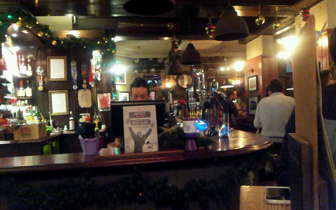 Pub (2).jpg