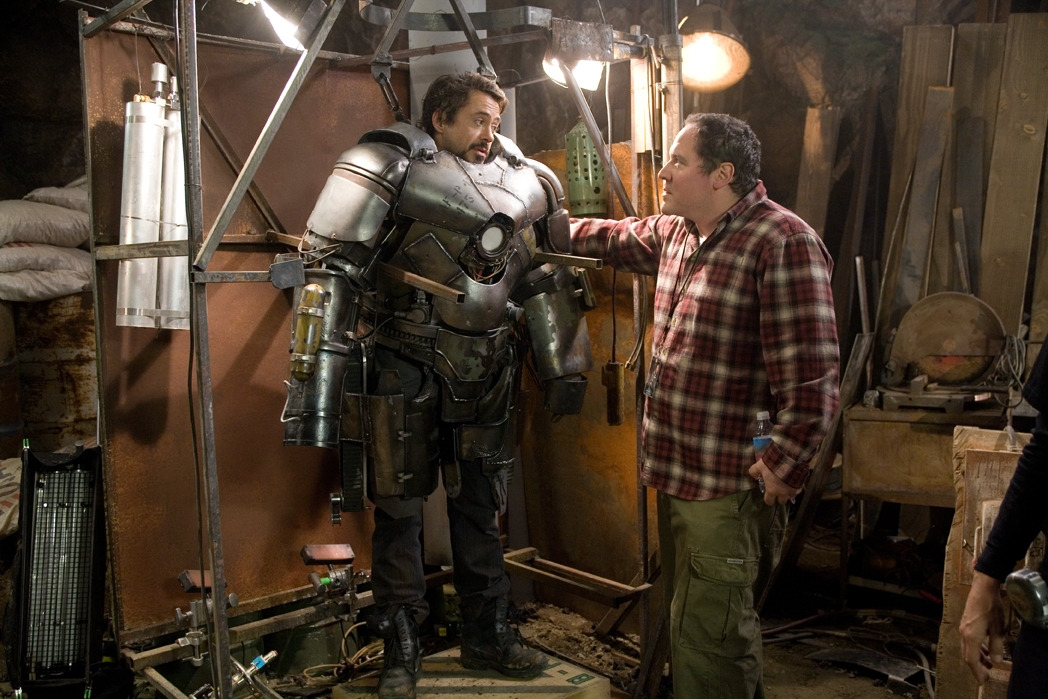 robert-downey-jr-jon-favreau-iron-man.jpg