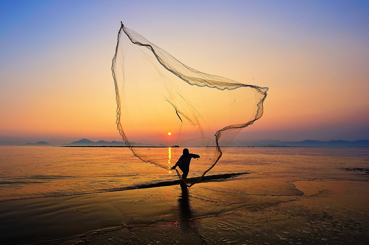 fisherman-7264962_1920.jpg