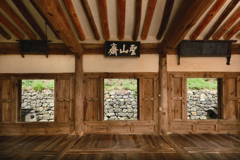 양동마을 안락정 대청.jpg