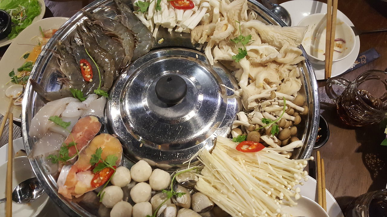 (사진20) 해물 샤부샤부.jpg