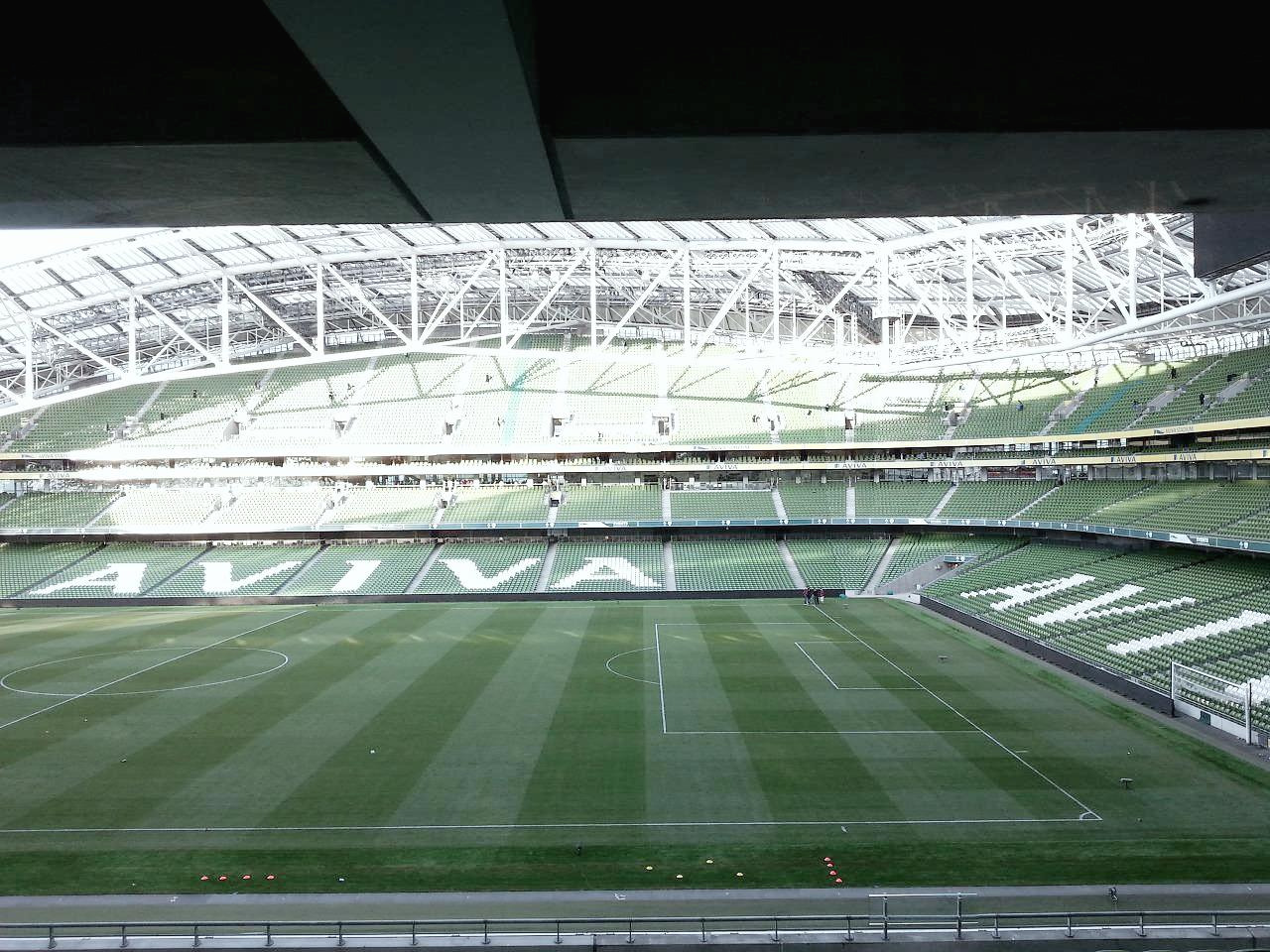 017_Viva! Aviva_004.jpg