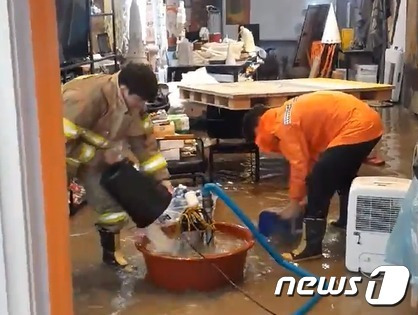 다운로드 (17).jpg