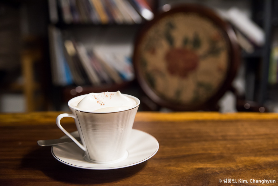 _KCH6812_커피가게동경__커피가게동경.jpg