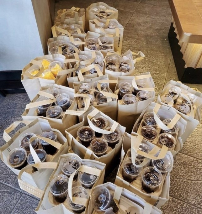 스타벅스 300잔.jpg