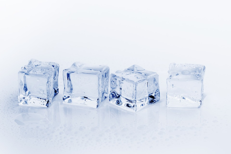 ice-cubes-3506781_960_720.jpg
