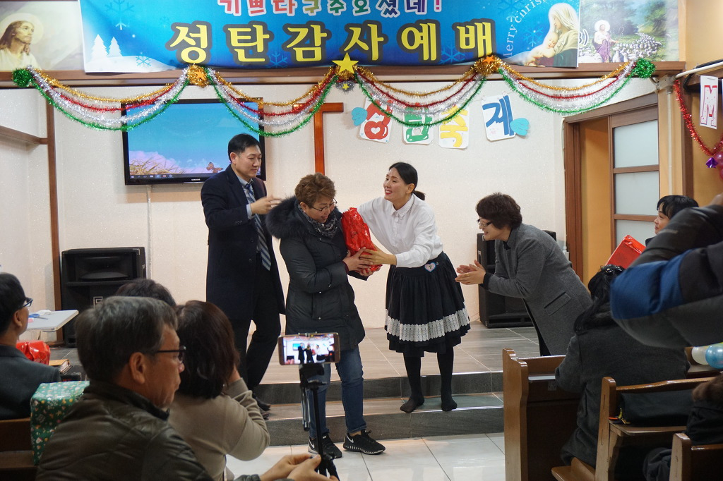 울산에바다농아교회%20성탄축제%20(231).jpg