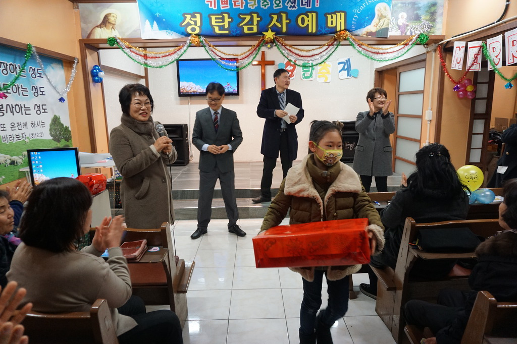 울산에바다농아교회%20성탄축제%20(261).jpg