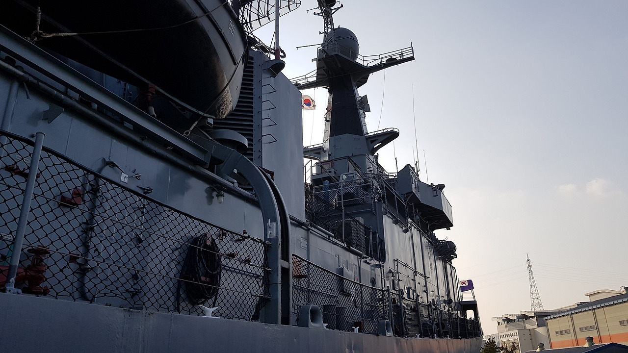 장생포 고래문화특구 울산함 (96).jpg