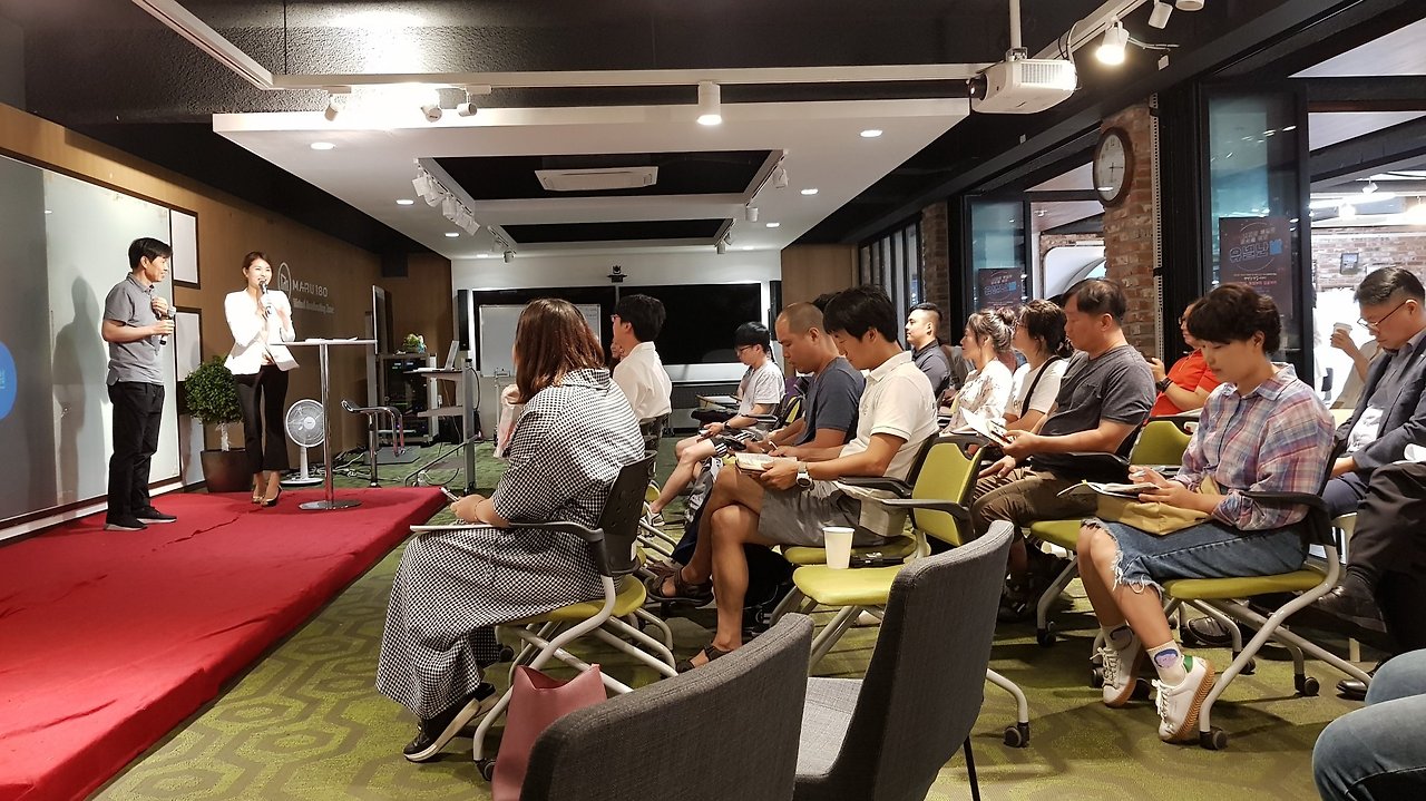 유별난 밤 행사 장면 (8).jpg