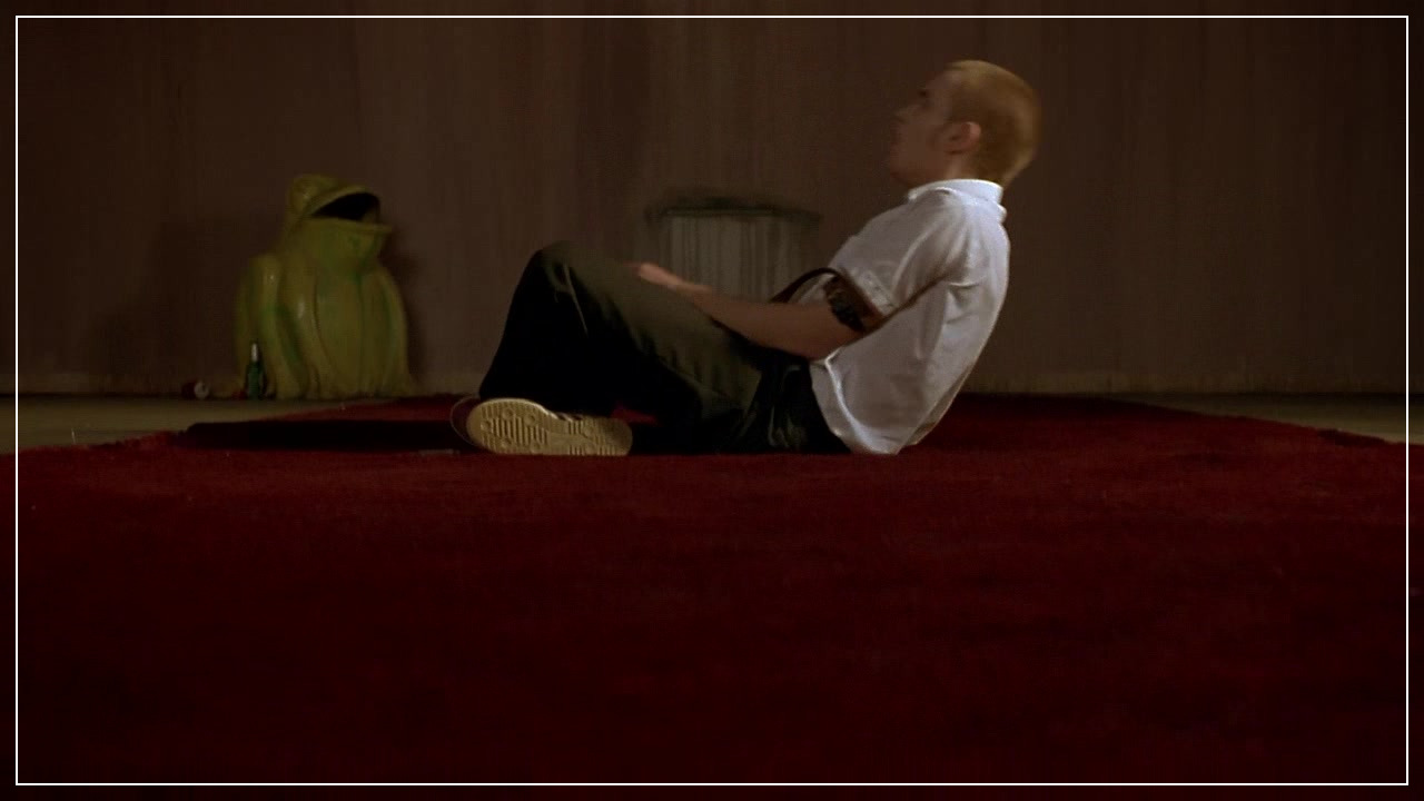 Trainspotting.1996.720p.BRRip.XviD.AC3-RARBG.avi_20140227_182614.640.jpg