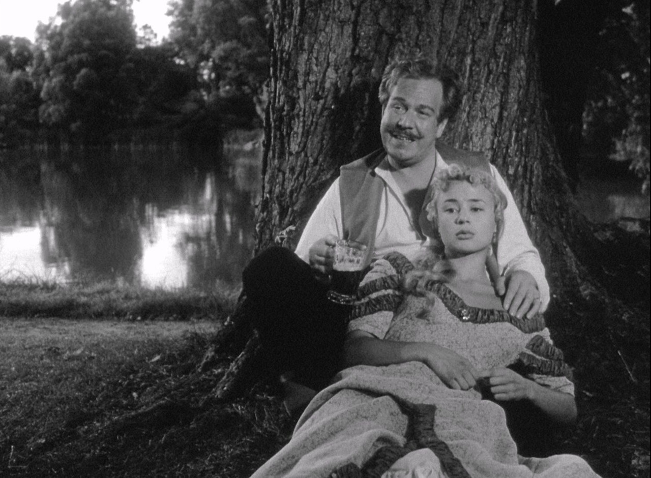 한여름 밤의 미소.Smiles of a Summer Night.1955.mkv_20250915_074339.338.jpg