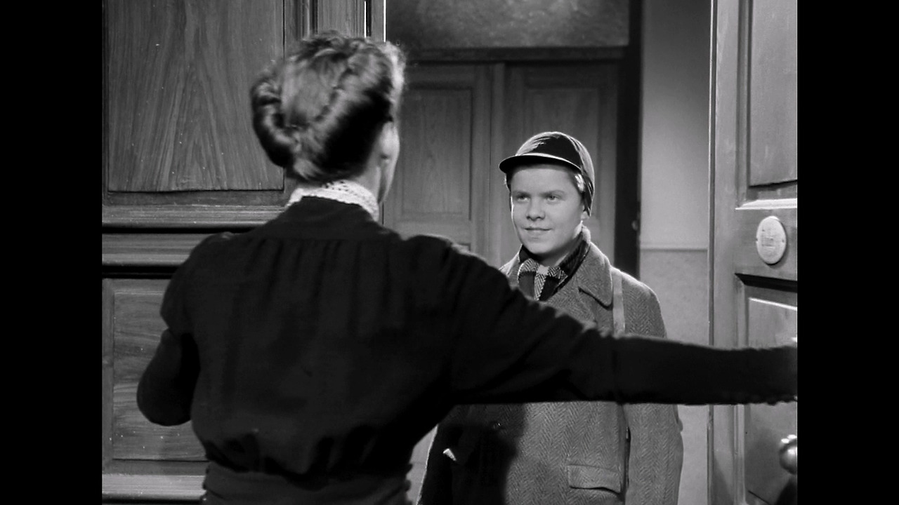 하늘을 나는 교실.1954.Das fliegende Klassenzimmer.mkv_20241120_111537.174.jpg