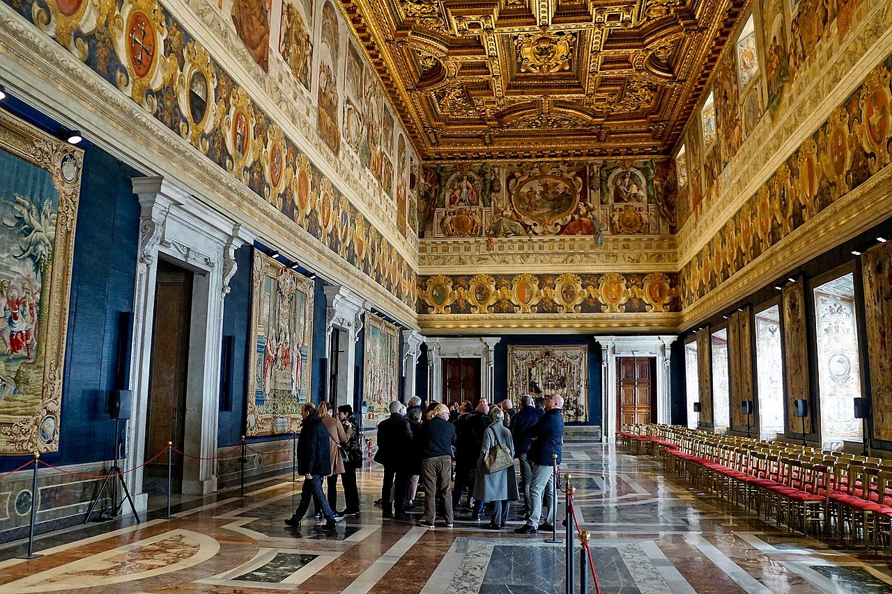 1280px-Quirinal_Palace_-_aDSC03542_%2839514369174%29.jpg