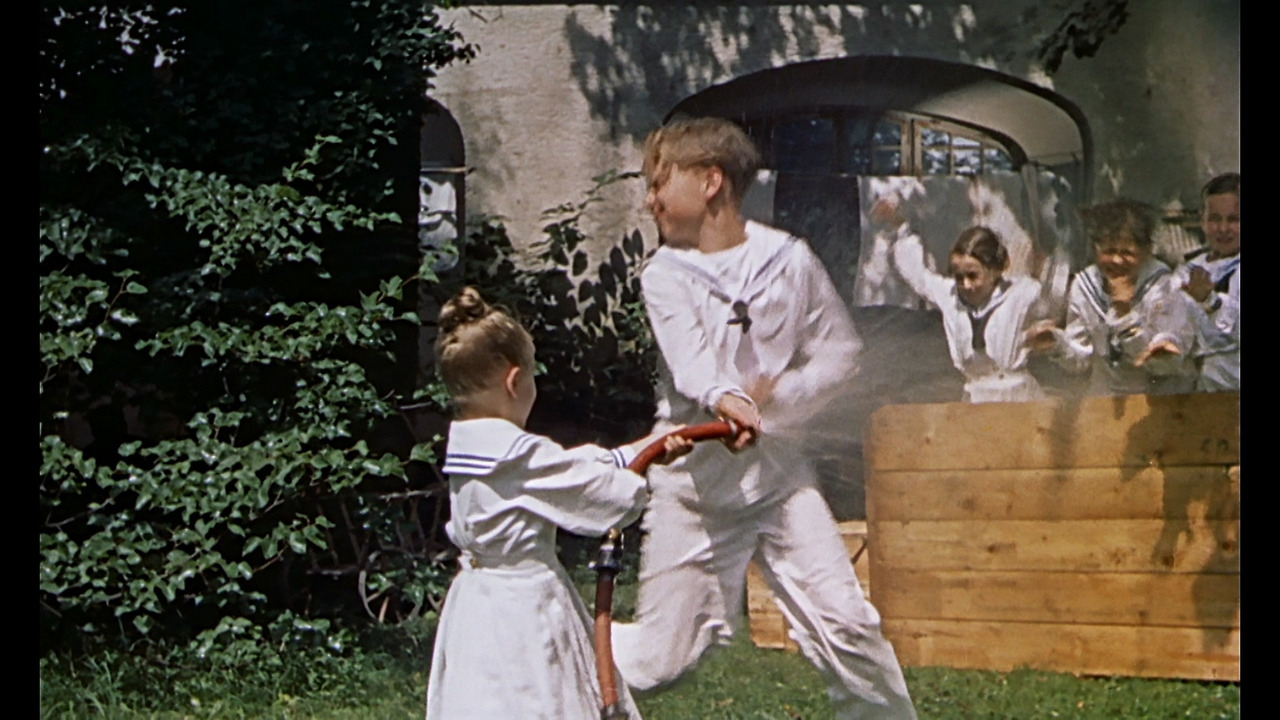 트라프 가족 Die Trapp-Familie (1956).mkv_20230724_162405.545.jpg