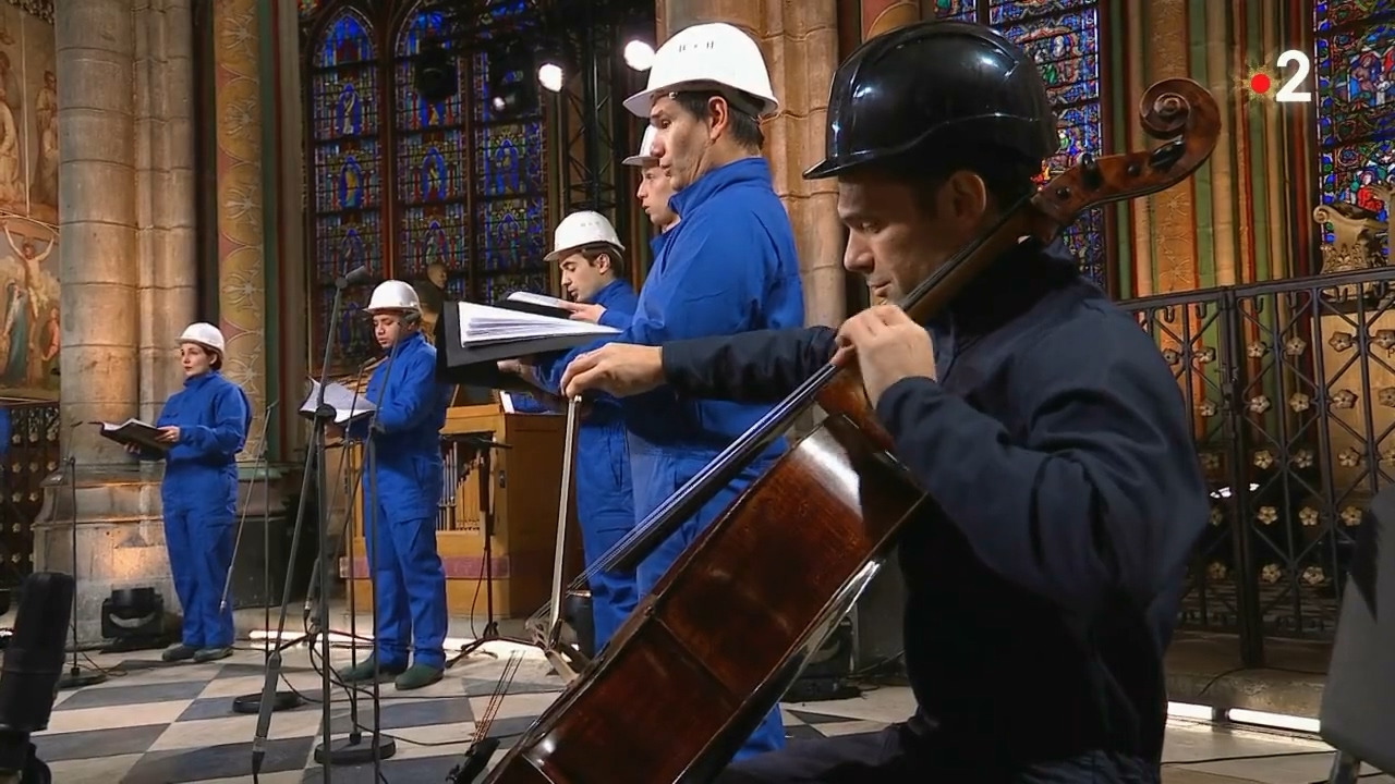 LE CONCERT DE NOËL DE NOTRE-DAME.mp4_20220708_144654.000.jpg