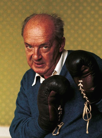 Vladimir_Nabokov_1960s.jpg